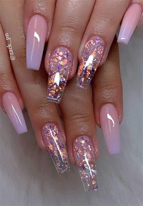 Fabulous nails - Marvelous Manicures. Explore creative and beautiful nail art & nail designs to inspire your next manicure. From classic to wild designs, F.A.B. nail studio artists Trish & Victoria deliver a luxury salon experience.